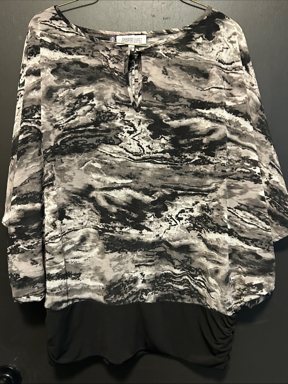 Jennifer Lopez Marble-Print Tunic Top in Black and Gray